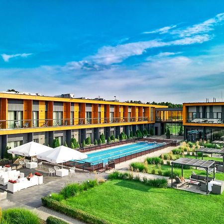 Hotel Bonifacio Spa&Sport Resort Sochocin Exterior photo