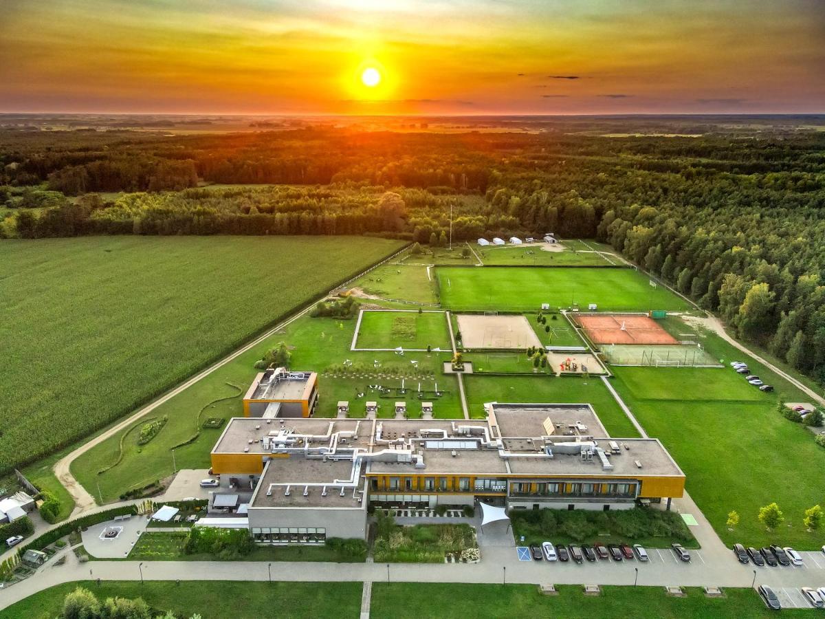 Hotel Bonifacio Spa&Sport Resort Sochocin Exterior photo